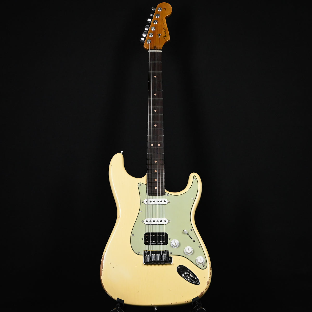 Fender Custom Shop Deluxe Stratocaster w/ Seymour Duncan SH4B Humbucker, Relic/ Closet Classic Hardware- Aged Vintage White 2025 (R147118)