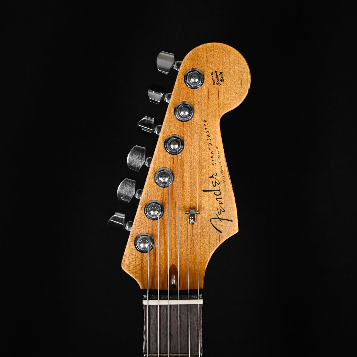 Fender Custom Shop Deluxe Stratocaster w/ Seymour Duncan SH4B Humbucker, Relic/ Closet Classic Hardware- Aged Vintage White 2025 (R147118)