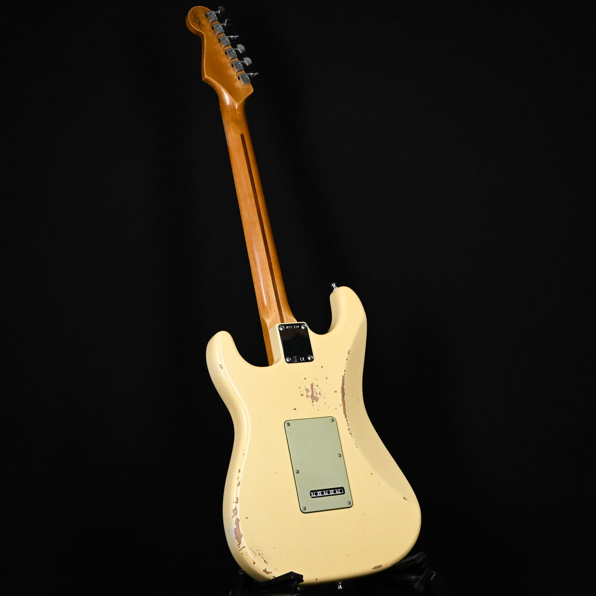 Fender Custom Shop Deluxe Stratocaster w/ Seymour Duncan SH4B Humbucker, Relic/ Closet Classic Hardware- Aged Vintage White 2025 (R147118)