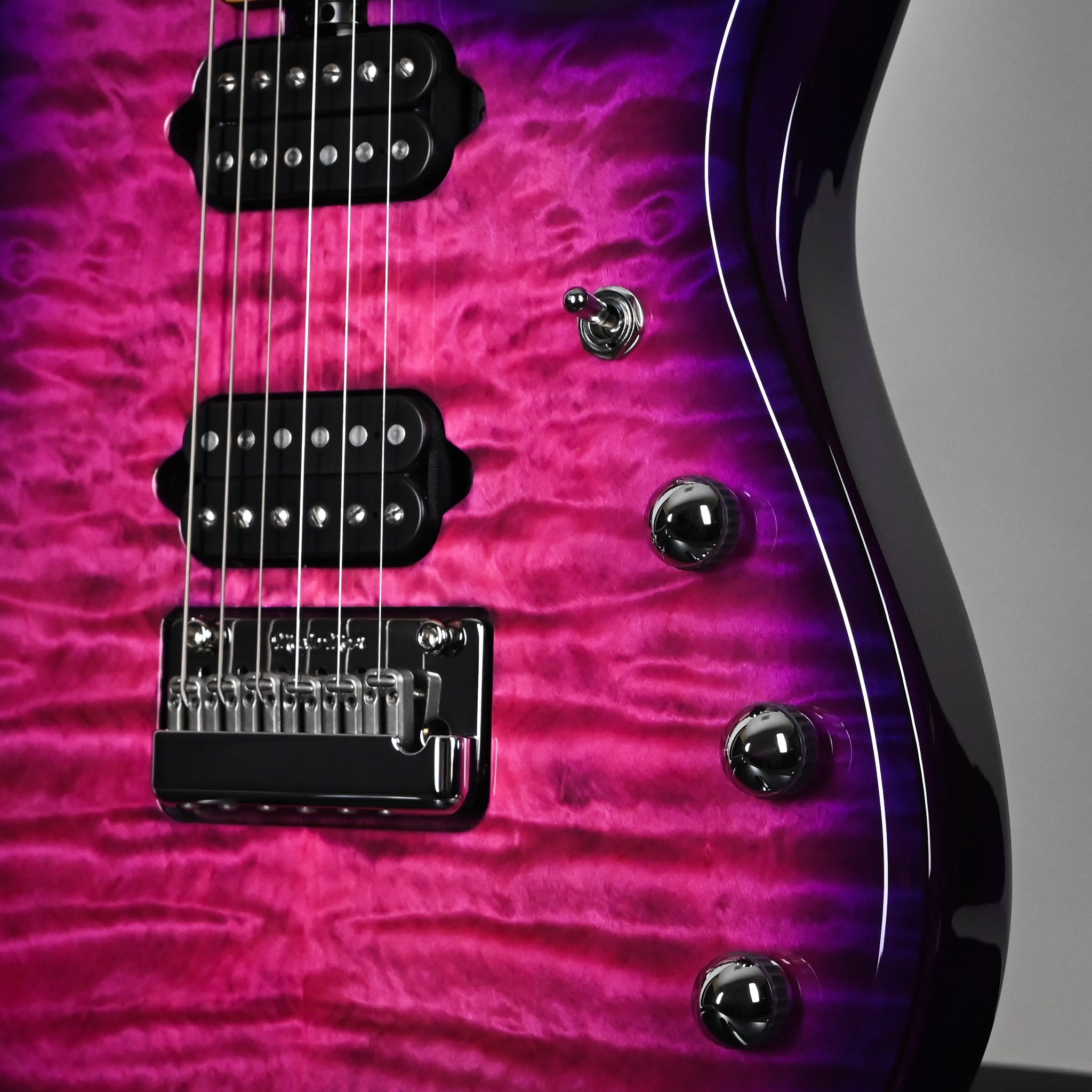 Ernie Ball Music Man JP15 John Petrucci Signature *Miami Guitar Exclusive* - Olallieberry Quilt 2025 (H04144)