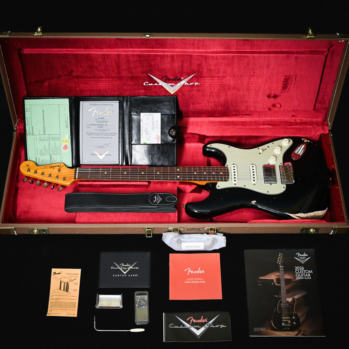 Fender Custom Shop '62 Stratocaster HSS w/ Ash Body, Relic- Black 2026 (R152288)