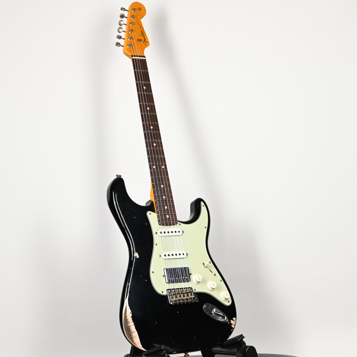 Fender Custom Shop '62 Stratocaster HSS w/ Ash Body, Relic- Black 2026 (R152288)