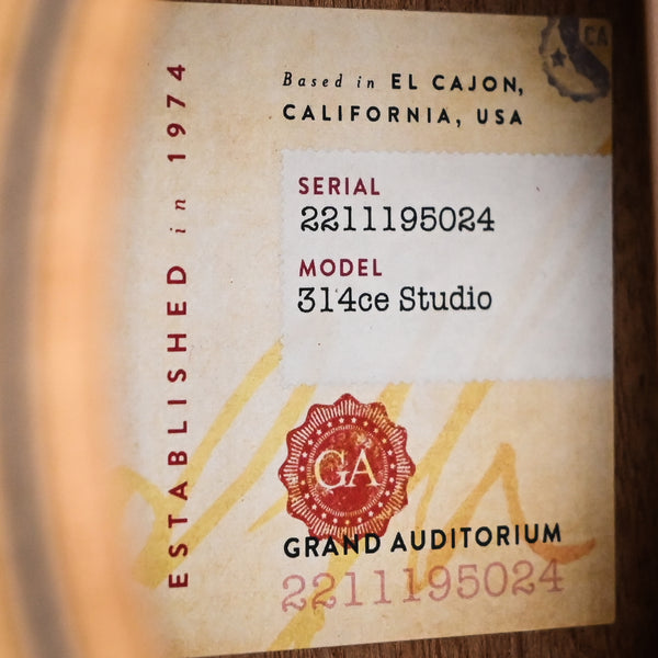 Taylor 314ce Studio Acoustic/ Electric Guitar- Natural (2211195024)