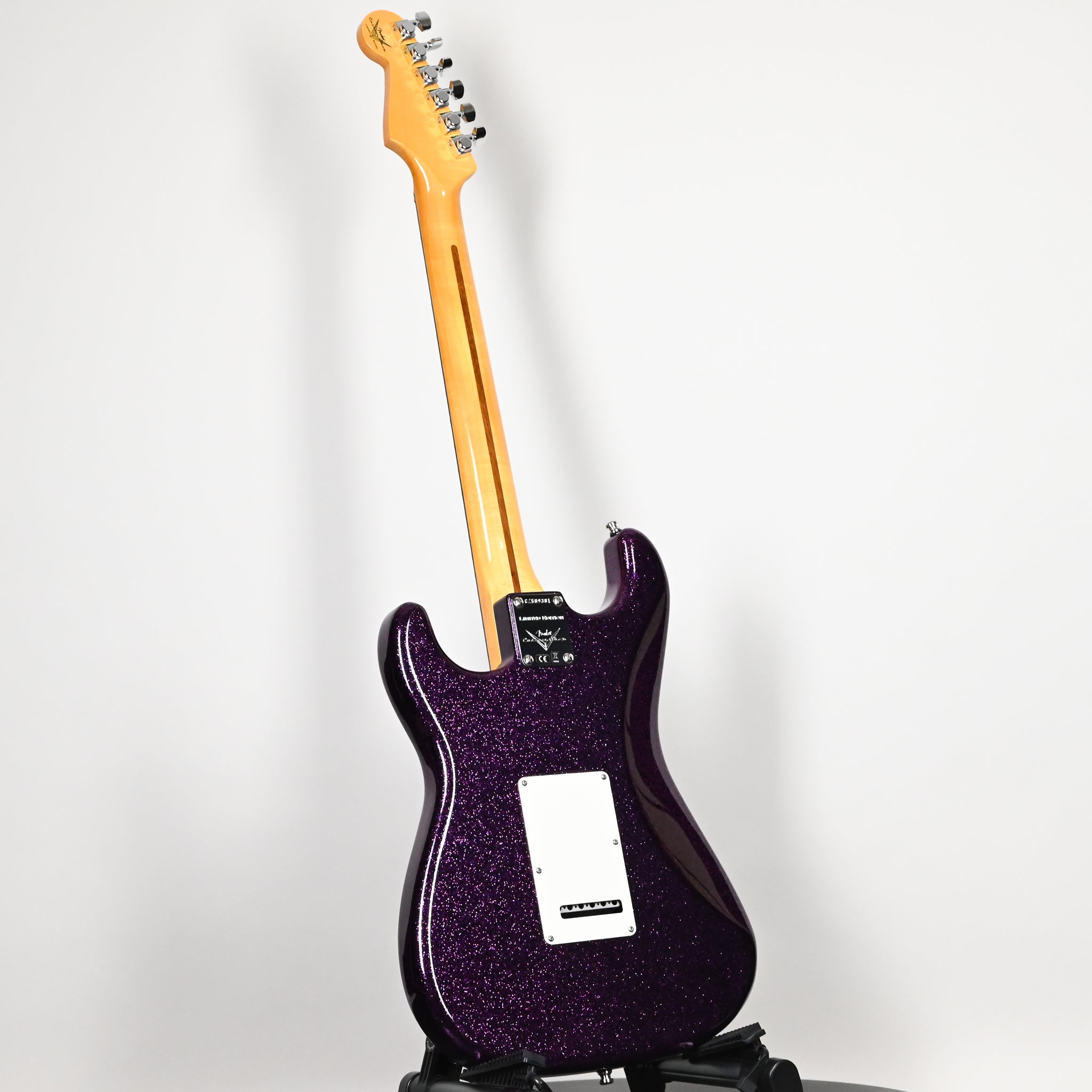 Fender Custom Shop Limited Edition Custom Deluxe Stratocaster NOS- Magenta Sparkle 2025 (CZ589381)