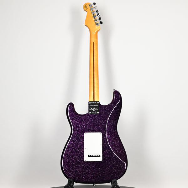 Fender Custom Shop Limited Edition Custom Deluxe Stratocaster NOS- Magenta Sparkle 2025 (CZ589381)