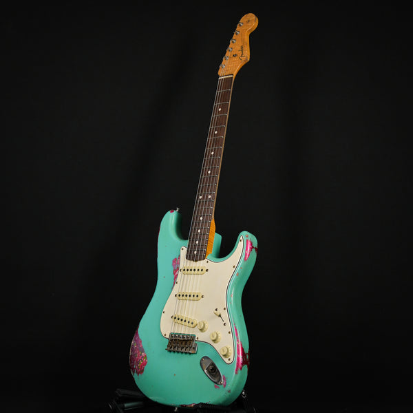 Fender Custom Shop Masterbuilt Kyle McMillin 60s Heavy Relic Stratocaster Brazilian Seafoam Green over Pink Paisley 2023 (R129272)