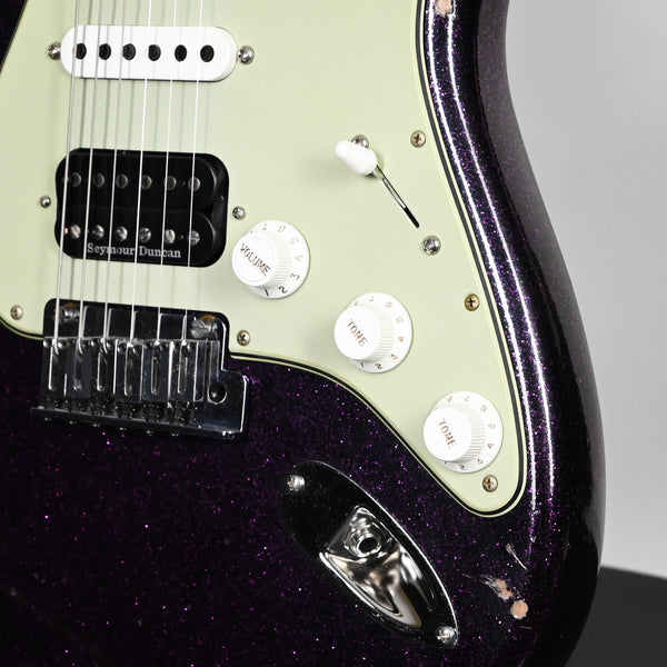 Fender Custom Shop Custom Deluxe Stratocaster w/ Seymour Duncan SH4B Humbucker, Relic/ Closet Classic Hardware- Magenta Sparkle 2026 (R147174)