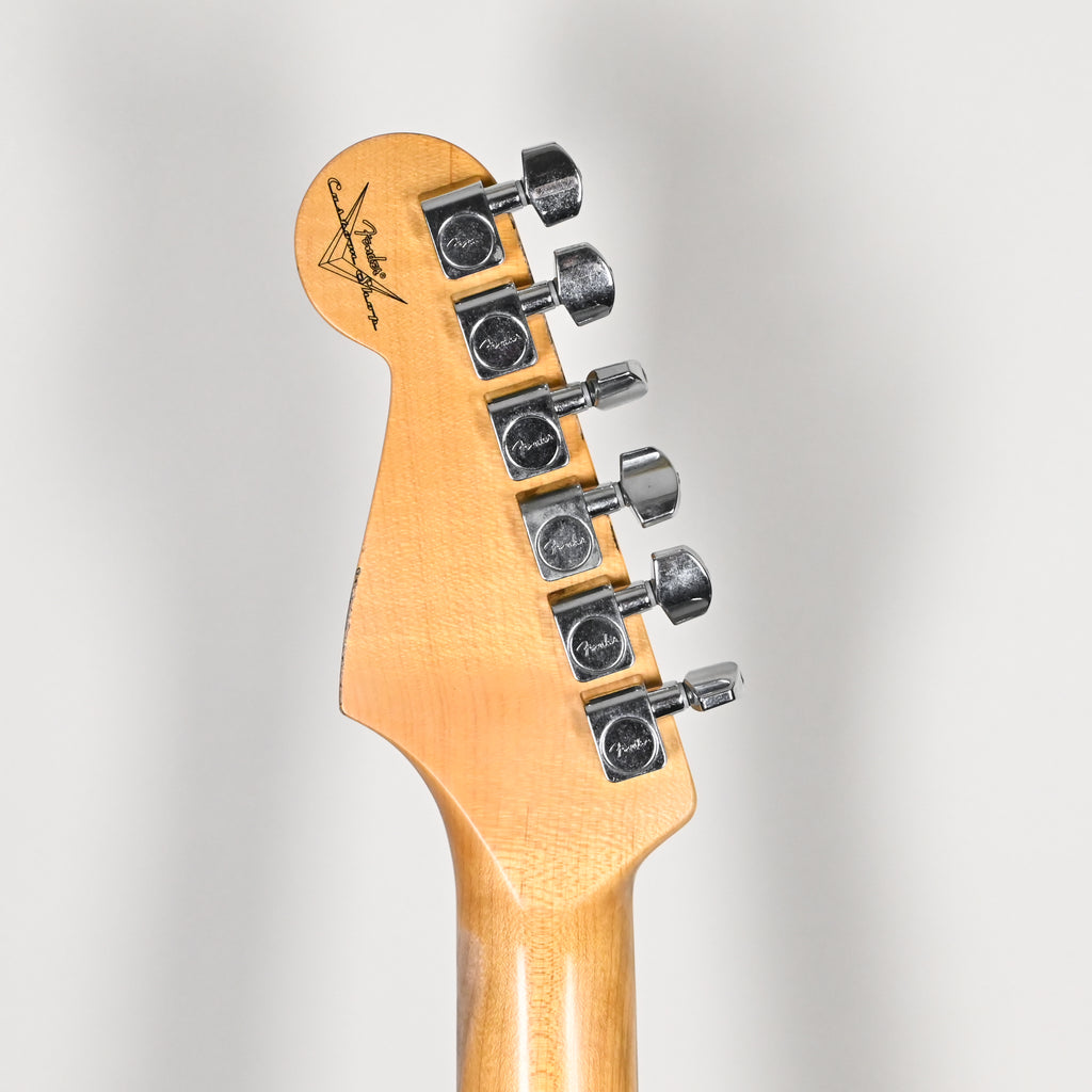 Fender Custom Shop Custom Deluxe Stratocaster w/ Seymour Duncan SH4B Humbucker, Relic/ Closet Classic Hardware- Magenta Sparkle 2026 (R147174)