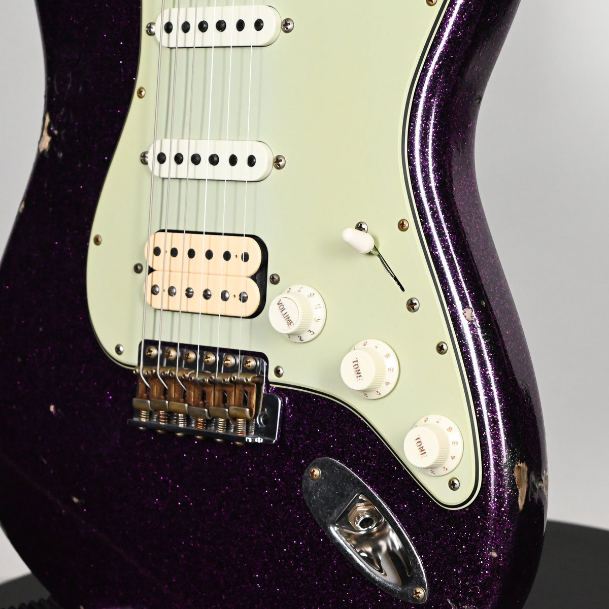 Fender Custom Shop '62 Stratocaster HSS w/ Painted Headcap, Relic- Magenta Sparkle 2026 (R149784)