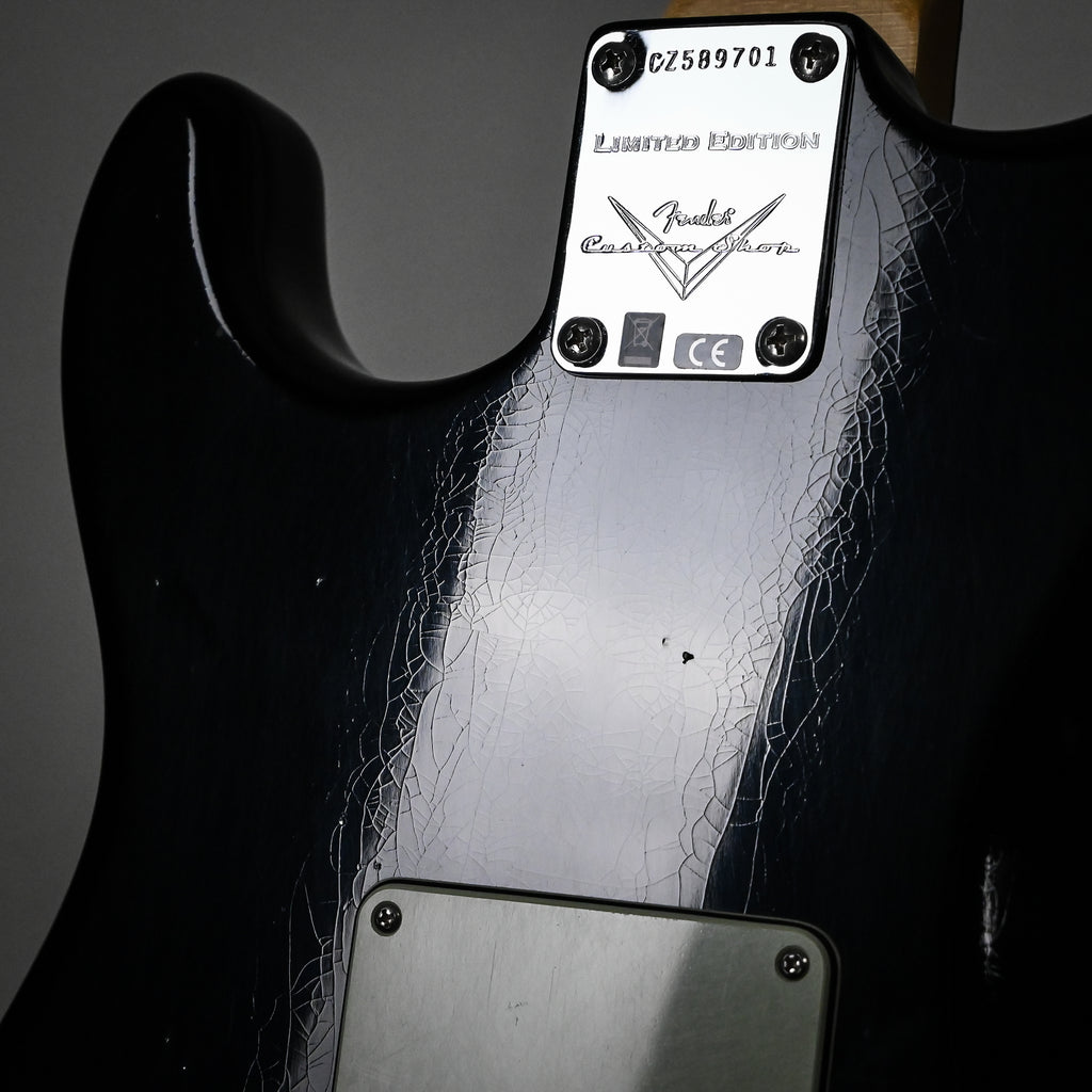Fender Custom Shop NAMM 2025 Limited Edition 1965 Compound Radius Stratocaster Journeyman w/ Closet Classic Hardware- Aged Black 2026 (CZ589701)