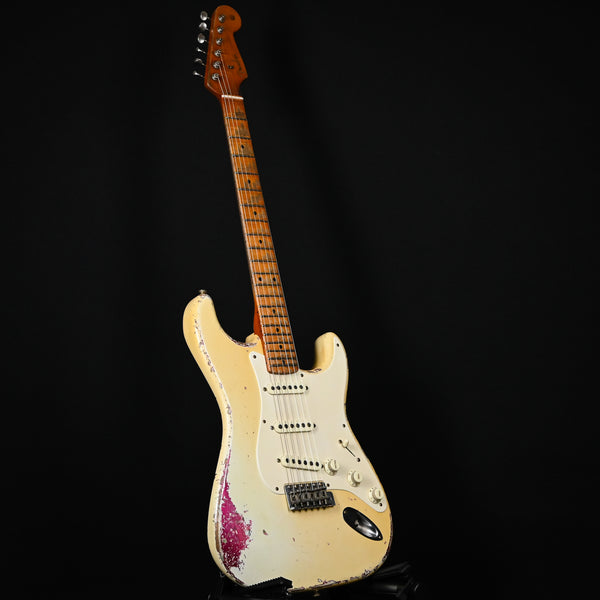 Fender Custom Shop Masterbuilt Dale Wilson 1957 Stratocaster Heavy Relic- Aged Olympic White / Pink Paisley 2025 (CZ574323)