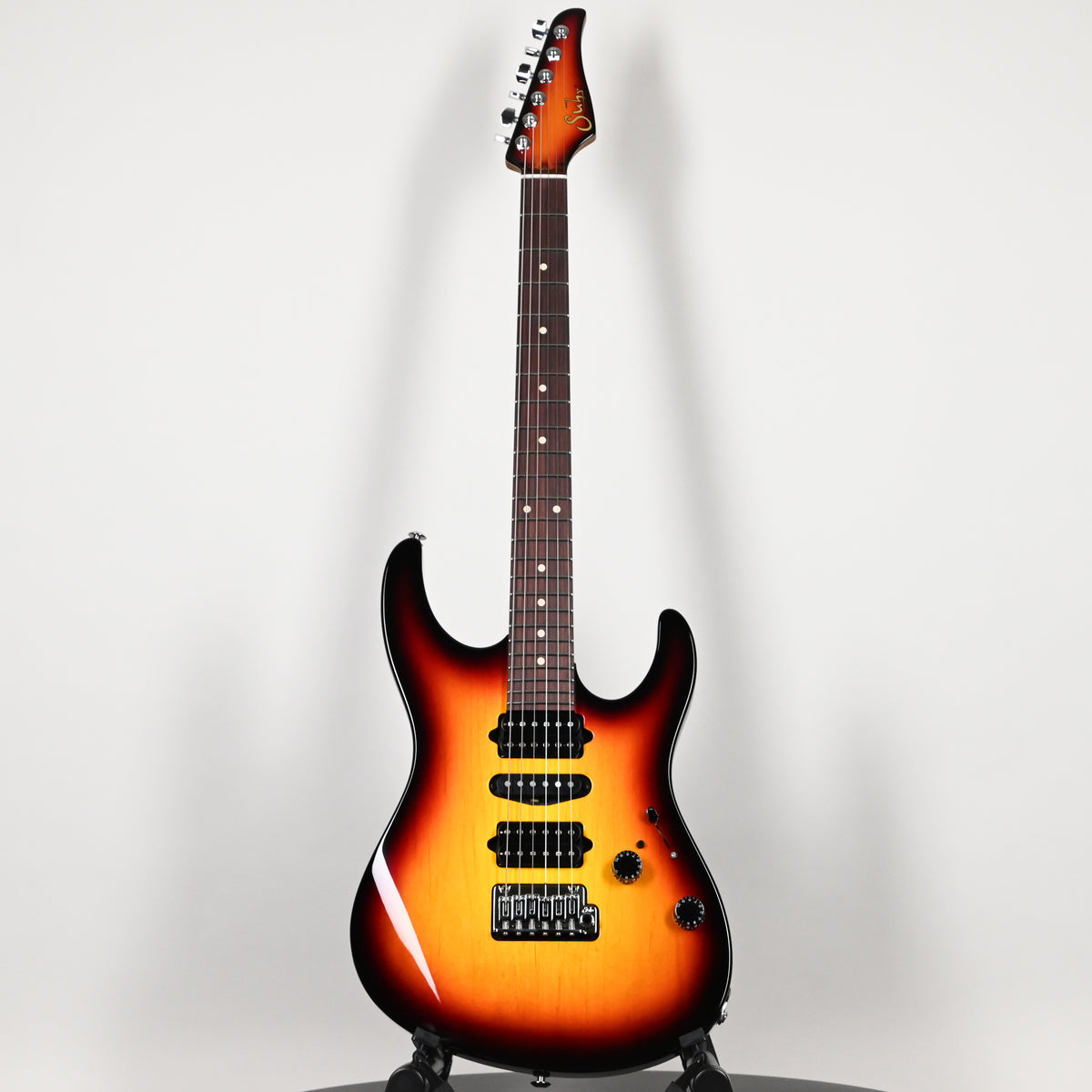 Suhr Custom Modern Electric Guitar- 3 Tone Sunburst 2026 (93694)