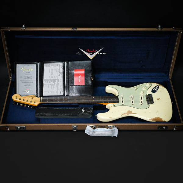 Fender Custom Shop '62 Stratocaster Heavy Relic- Aged Vintage White 2025 (CZ582196)