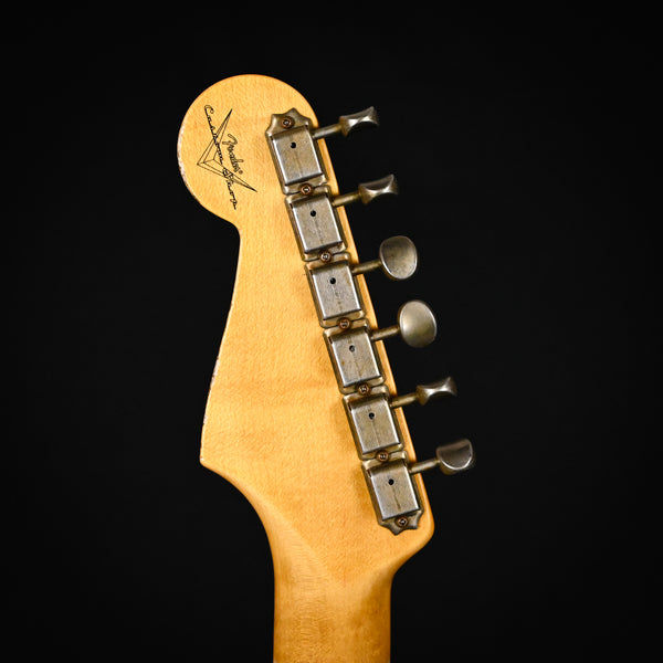 Fender Custom Shop '62 Stratocaster Heavy Relic- Aged Vintage White 2025 (CZ582196)