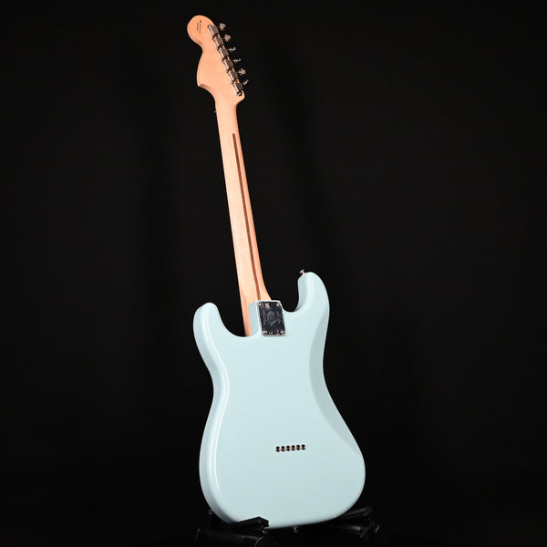 Fender Tom DeLonge Stratocaster Electric Guitar - Daphne Blue (MX24012865)