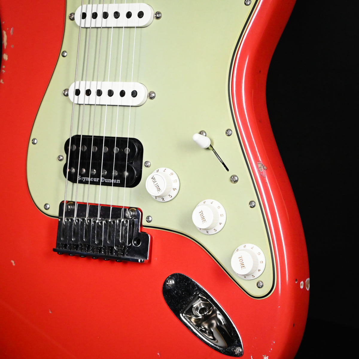 Fender Custom Shop Deluxe Stratocaster w/ Seymour Duncan SH4B Humbucker, Relic/ Closet Classic Hardware- Aged Fiesta Red 2026 (R152045)
