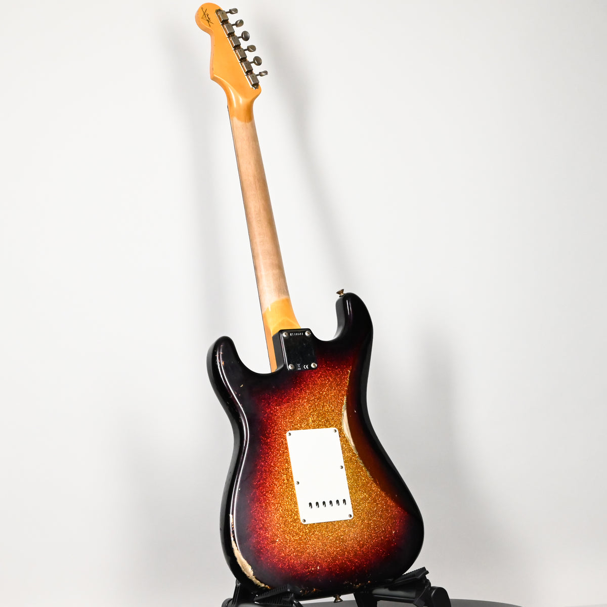 Fender Custom Shop '62 Stratocaster HSS w/ Painted Headcap, Relic- 3 Tone Sunburst Sparkle 2026 (R148504)