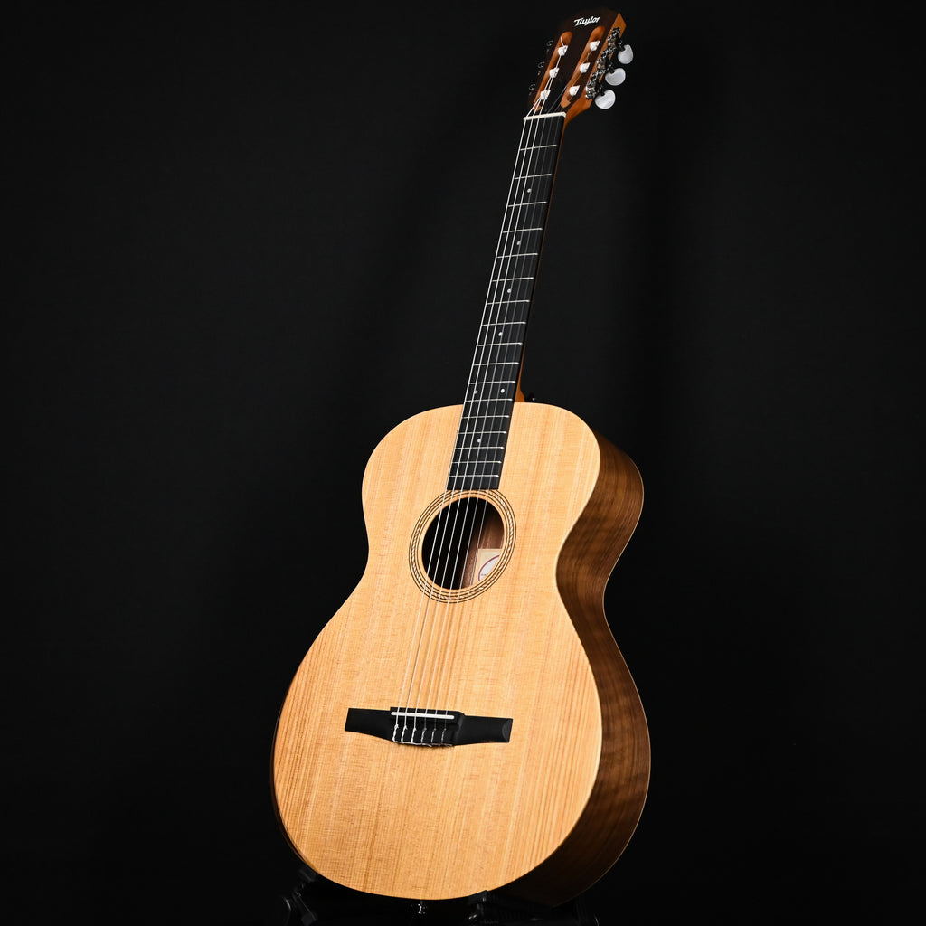 Taylor Academy 12e-N Nylon w/ Torrefied Spruce Top & Walnut Back and SidesAcoustic Guitar 2025 (2211045108)