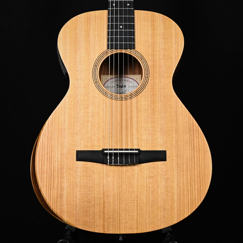 Taylor Academy 12e-N Nylon w/ Torrefied Spruce Top & Walnut Back and SidesAcoustic Guitar 2025 (2211045108)