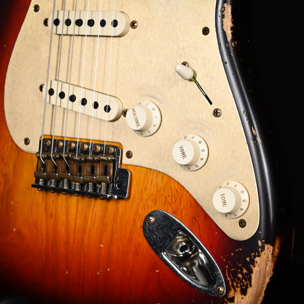 Fender Custom Shop Limited Edition '59 Stratocaster Roasted Heavy Relic- Wide Fade Chocolate 3 Tone Sunburst 2024 (CZ583584)