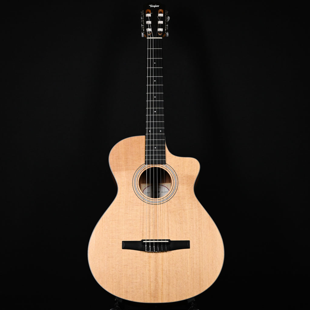 Taylor 112ce-N Nylon w/ Torrefied Spruce Top & Layered Sapele Back and Sides Acoustic-Electric Guitar 2025 (2211085081)