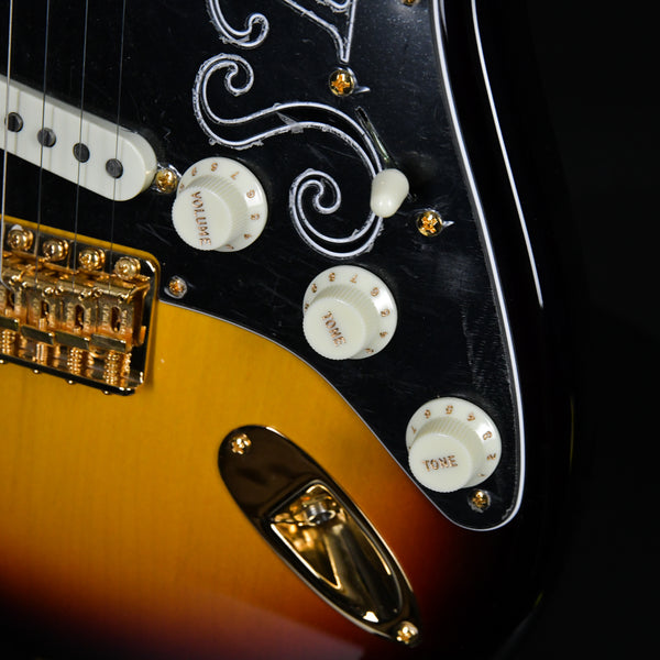 Fender Custom Shop Stevie Ray Vaughan Stratocaster SRV Signature NOS 3 Tone Sunburst 2023 (CZ572600)