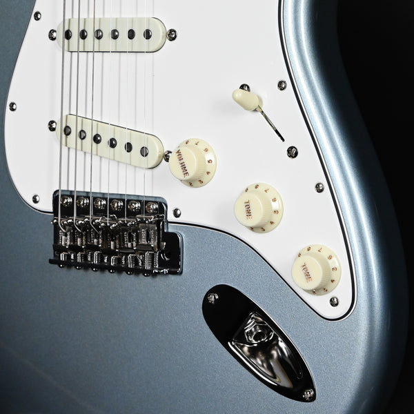 Fender Custom Shop Limited Edition '65 Stratocaster NOS- Aged Ice Blue Metallic 2025 (CZ579963) B-Stock
