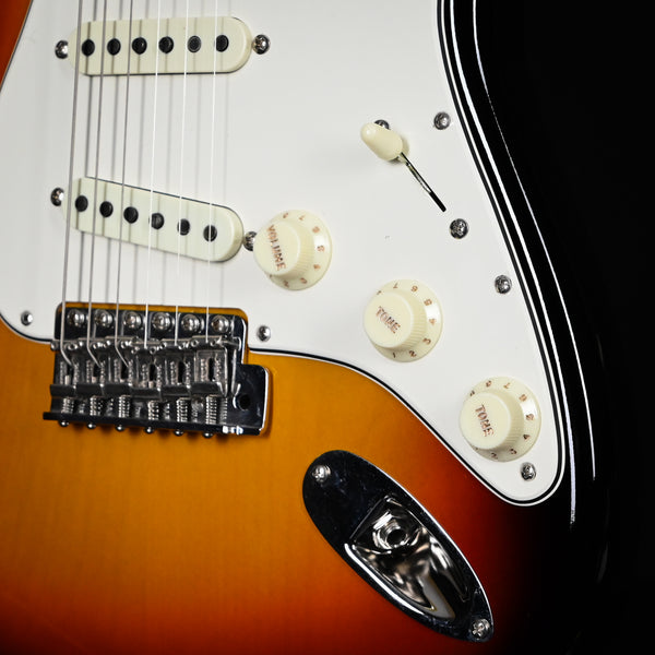 Fender Custom Shop Vintage Custom '62 Stratocaster Time Capsule Finish- 3 Color Sunburst 2025 (R144283)