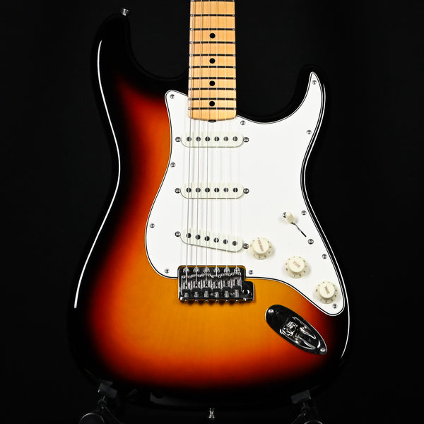 Fender Custom Shop Vintage Custom '62 Stratocaster Time Capsule Finish- 3 Color Sunburst 2025 (R144283)