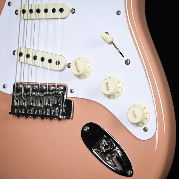 Fender Custom Shop 1957 Stratocaster Time Capsule Finish- Dirty Shell Pink 2025 (CZ584662)