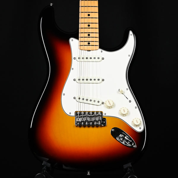 Fender Custom Shop Vintage Custom '62 Stratocaster Time Capsule Finish- 3 Color Sunburst 2025 (R141751)