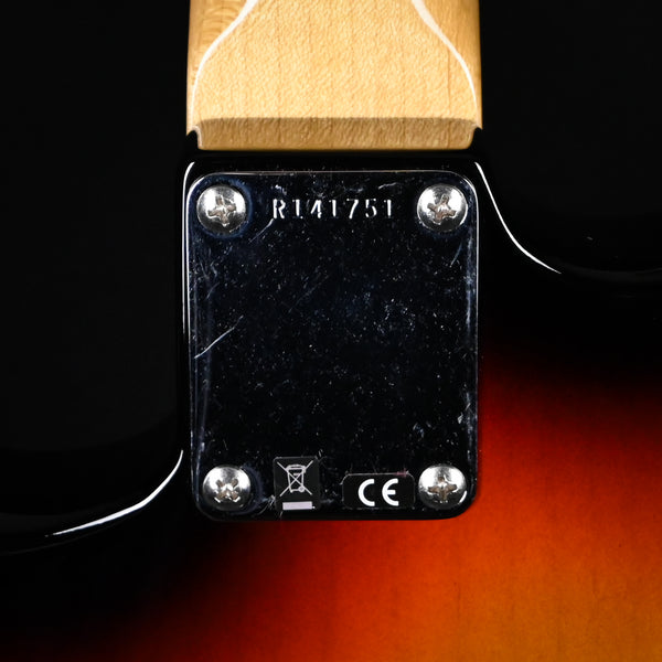 Fender Custom Shop Vintage Custom '62 Stratocaster Time Capsule Finish- 3 Color Sunburst 2025 (R141751)