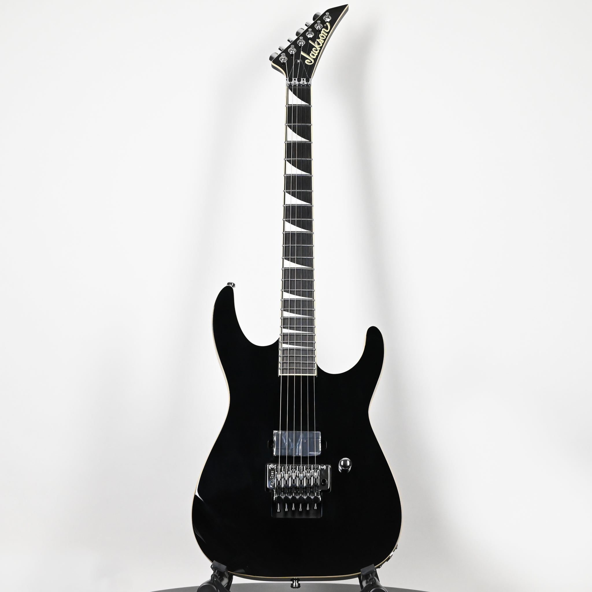 Jackson Pro Plus Series SL1A Soloist Limited Edition Electric Guitar- Gloss Black w/ Aged White Binding (ICJ2502932)