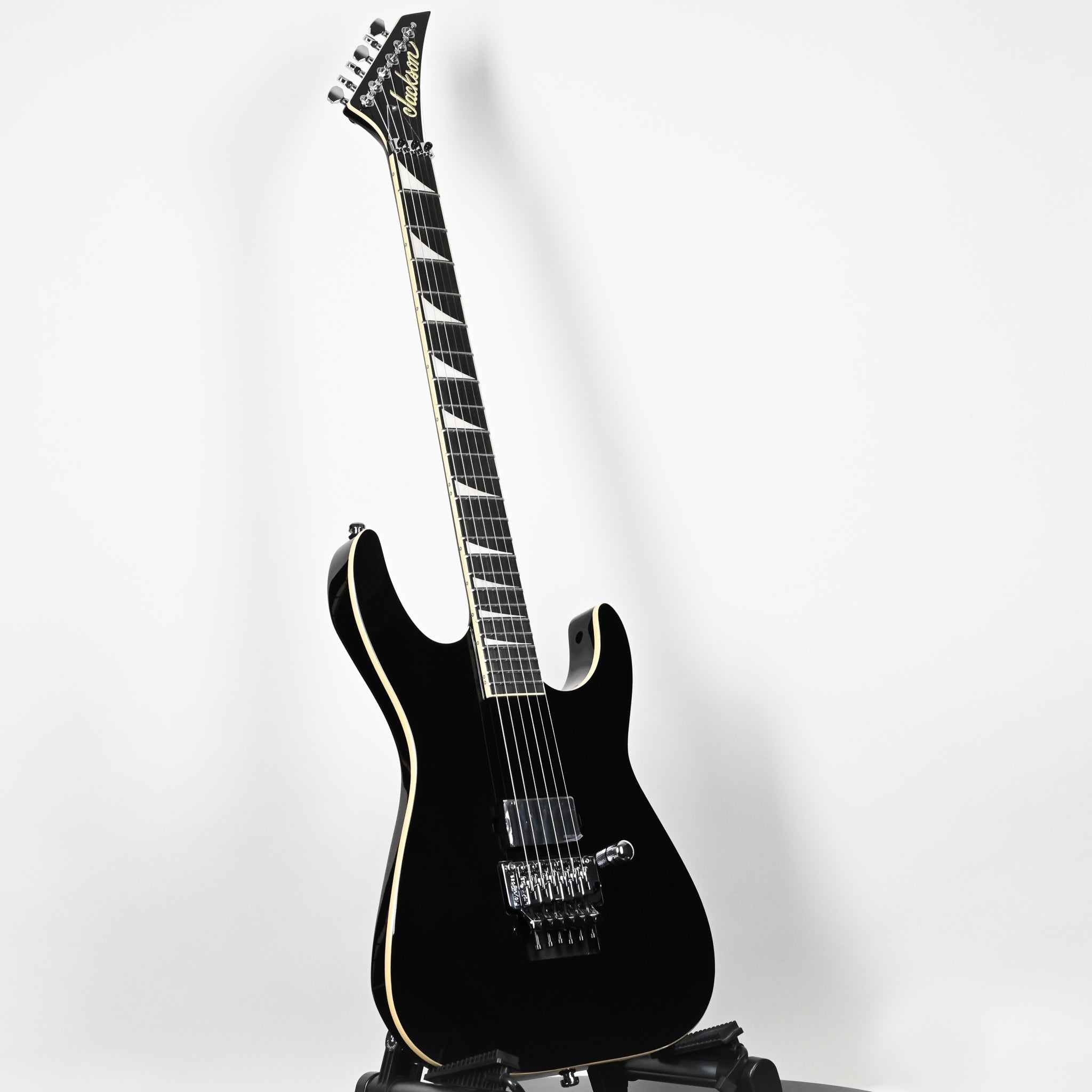 Jackson Pro Plus Series SL1A Soloist Limited Edition Electric Guitar- Gloss Black w/ Aged White Binding (ICJ2502932)