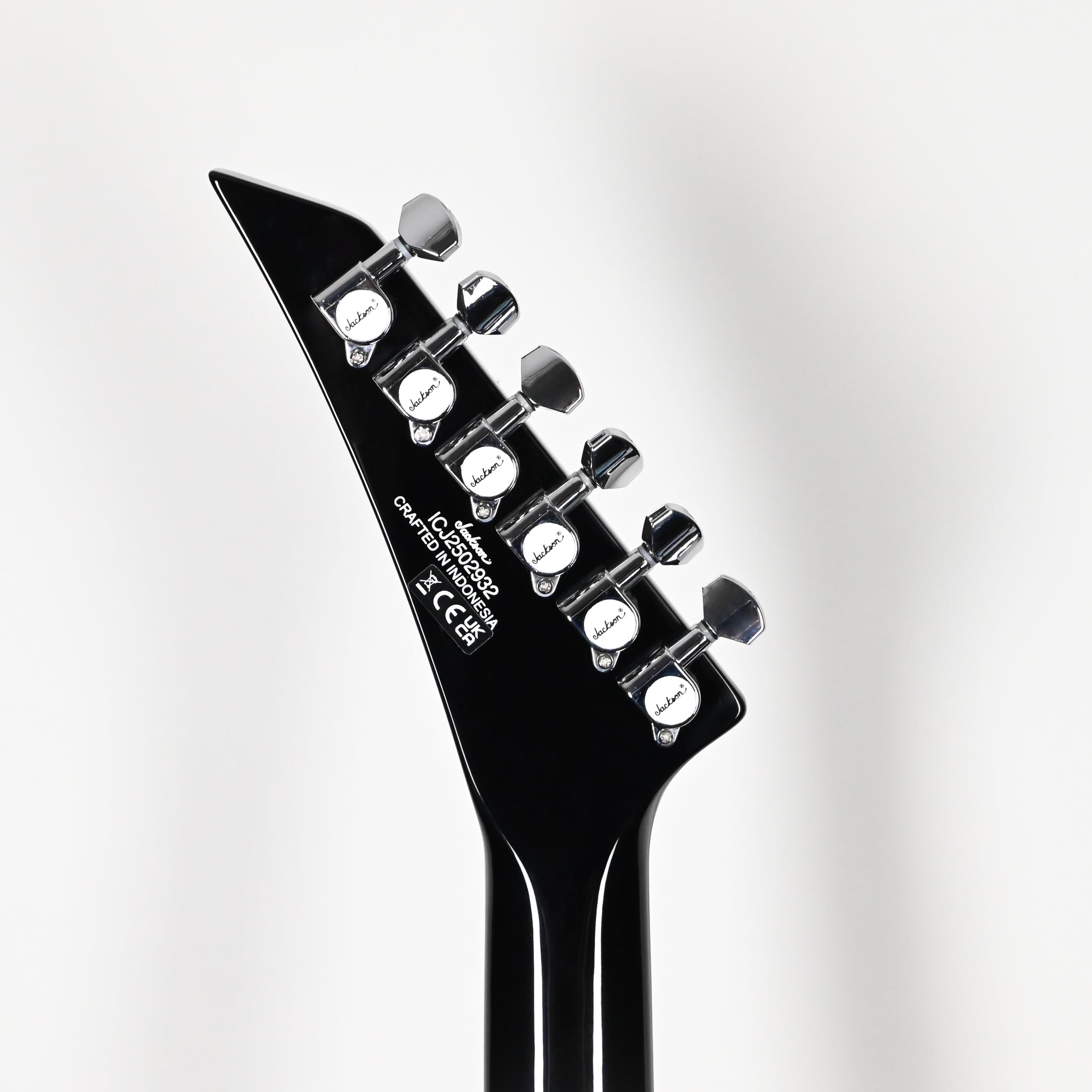 Jackson Pro Plus Series SL1A Soloist Limited Edition Electric Guitar- Gloss Black w/ Aged White Binding (ICJ2502932)