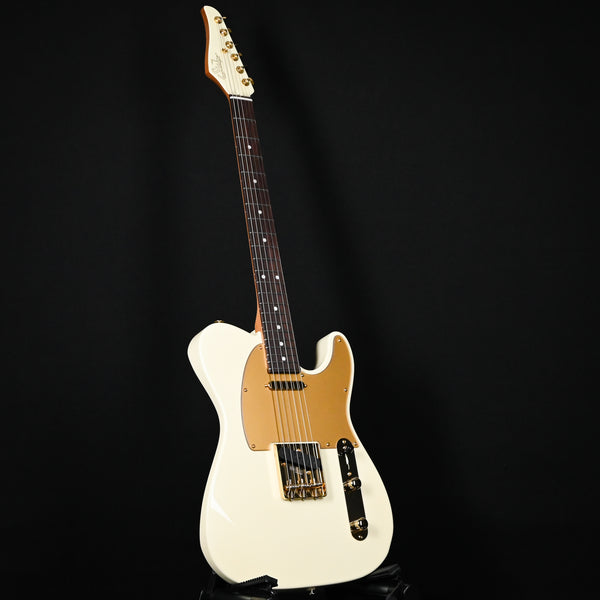 Suhr Mateus Asato Signature Series Classic T w/ Premium Softshell Case- MA White 2025 (81458)