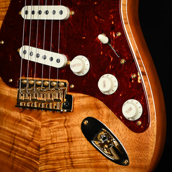 Fender Custom Shop Limited Edition Artisan Koa Stratocaster NOS- Aged Natural 2024 (CZ581393)