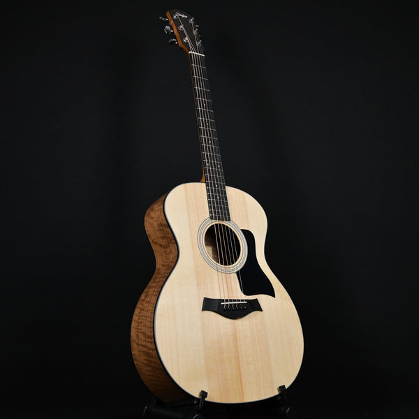 Taylor 114E Sitka Spruce / Walnut Grand Auditorium Acoustic Electric Guitar 2022 DEMO (2211012135)
