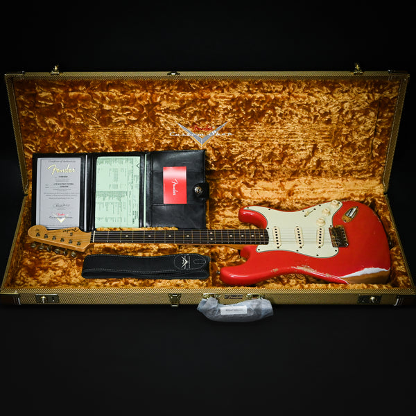 Fender Custom Shop Limited Edition '63 Stratocaster Heavy Relic- Aged Fiesta Red 2024 (CZ583298)