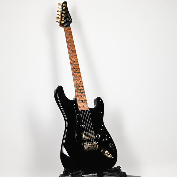 Suhr Mateus Asato Signature Series Classic S w/ Premium Softshell Case- Black 2026 (93478)