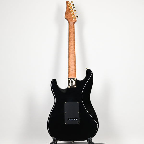 Suhr Mateus Asato Signature Series Classic S w/ Premium Softshell Case- Black 2026 (93478)