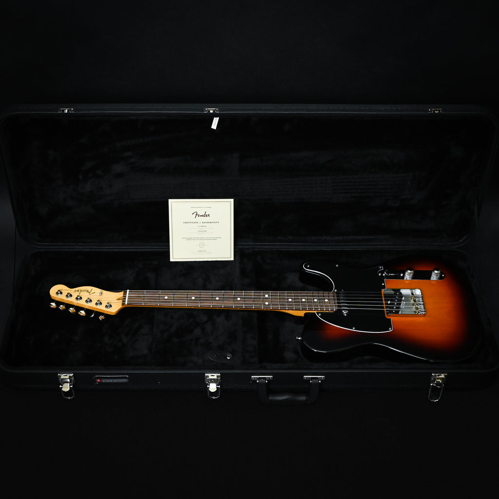Fender American Professional Classic Telecaster- 3 Color Sunburst 2025 (US25102226) Used – Mint Condition with Case
