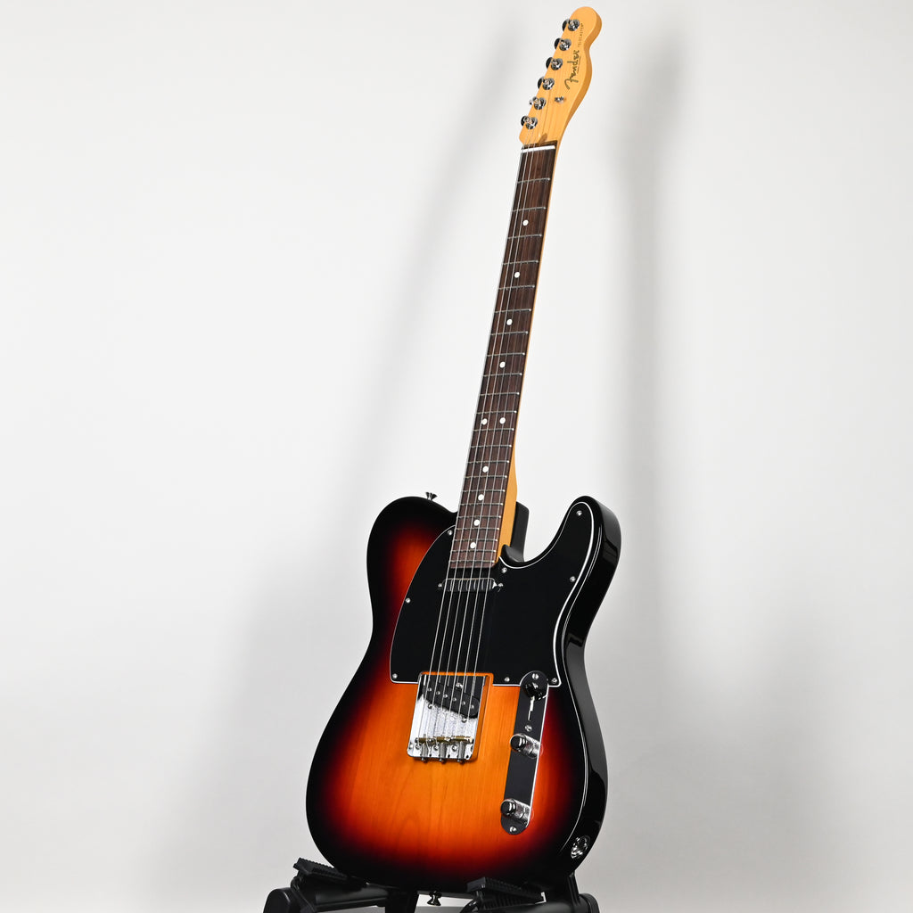 Fender American Professional Classic Telecaster- 3 Color Sunburst 2025 (US25102226) Used – Mint Condition with Case