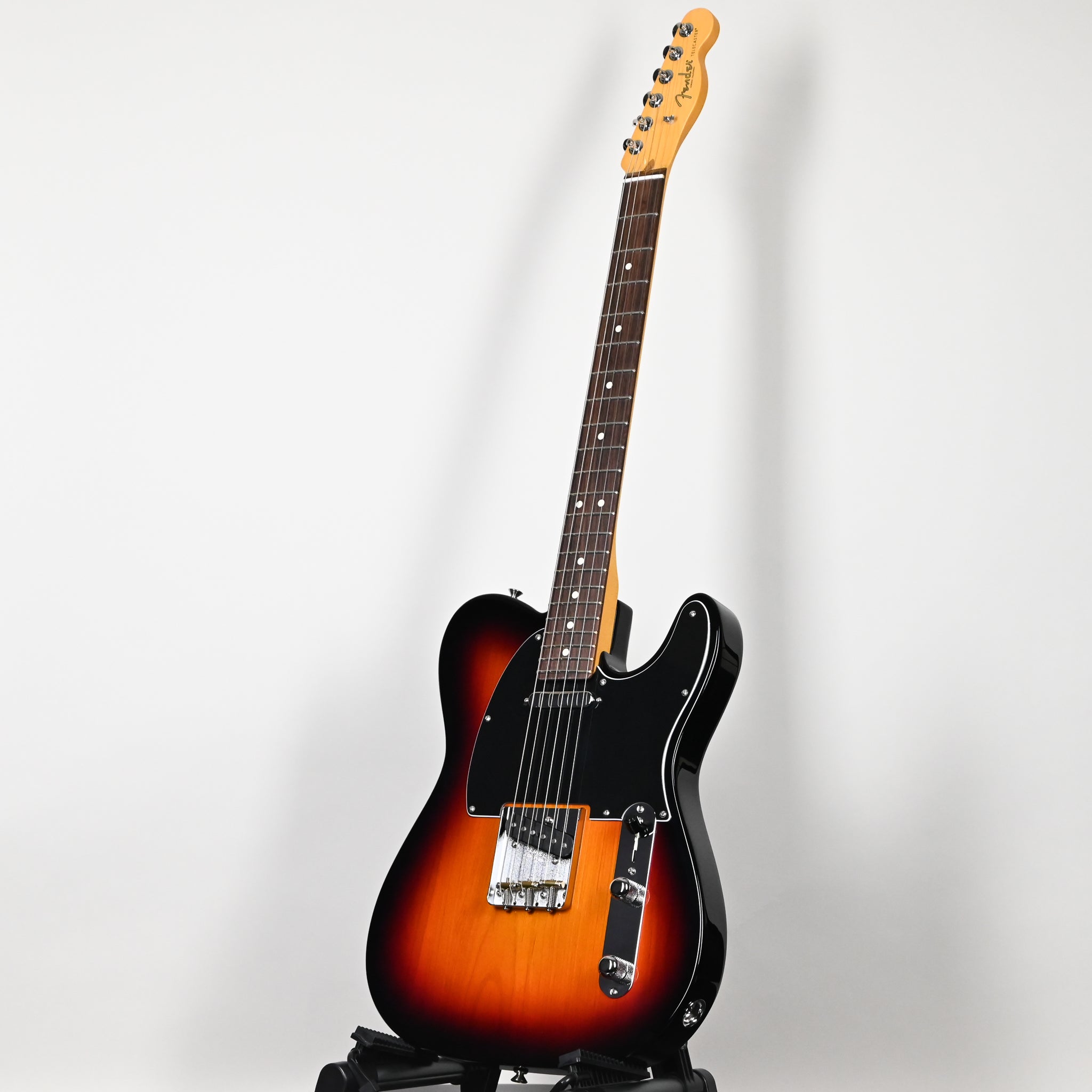 Fender American Professional Classic Telecaster- 3 Color Sunburst 2025 (US25102226) Used – Mint Condition with Case