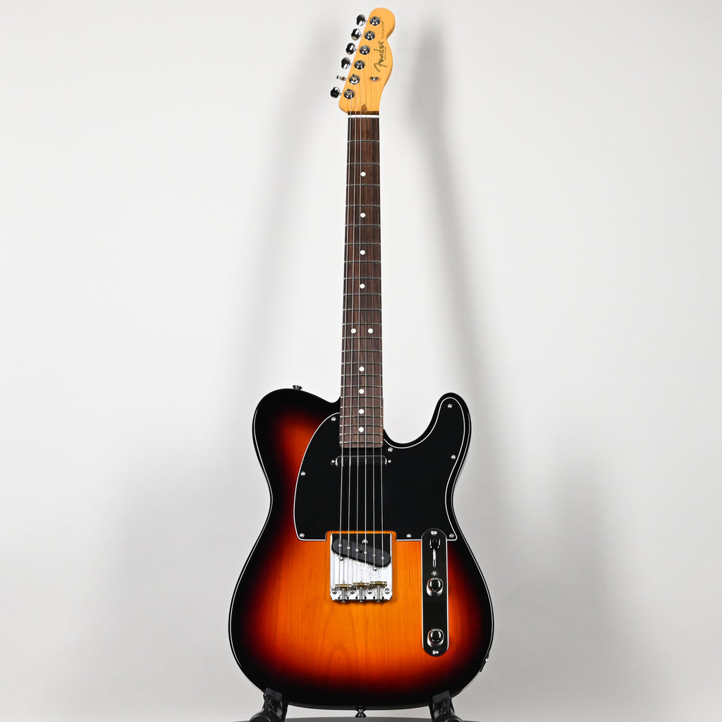 Fender American Professional Classic Telecaster- 3 Color Sunburst 2025 (US25102226) Used – Mint Condition with Case