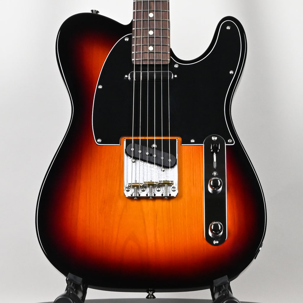 Fender American Professional Classic Telecaster- 3 Color Sunburst 2025 (US25102226) Used – Mint Condition with Case