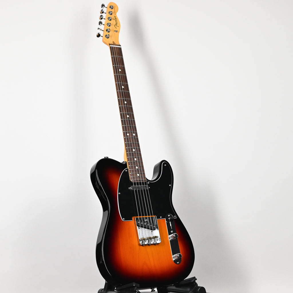 Fender American Professional Classic Telecaster- 3 Color Sunburst 2025 (US25102226) Used – Mint Condition with Case