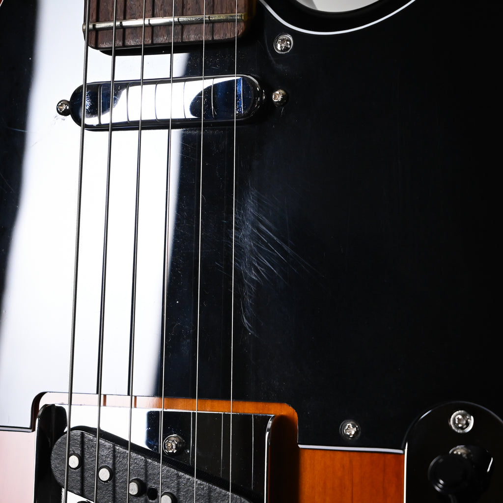 Fender American Professional Classic Telecaster- 3 Color Sunburst 2025 (US25102226) Used – Mint Condition with Case