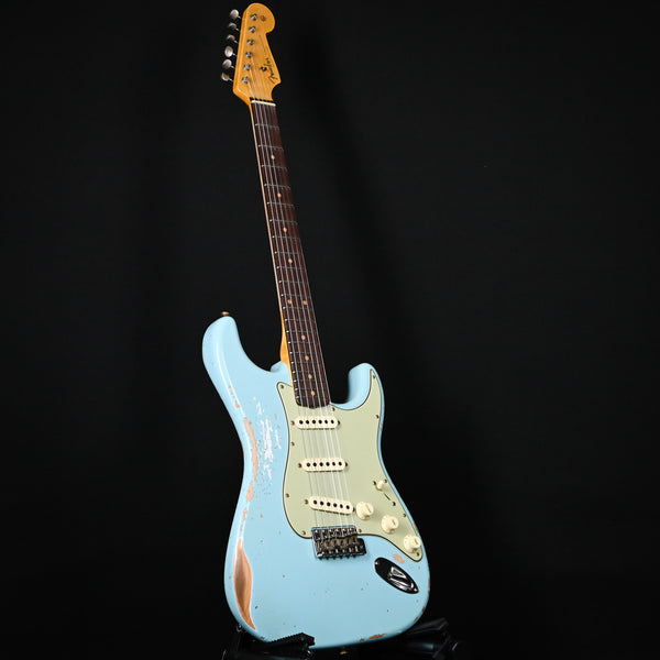 Fender Custom Shop '62 Stratocaster Heavy Relic- Aged Daphne Blue 2025 (CZ582576)