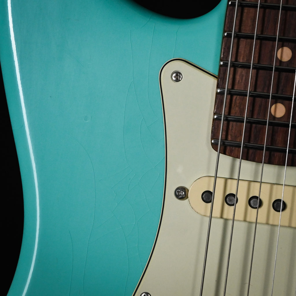 Fender Ultra Luxe Vintage '60s Stratocaster HSS- Sea Foam Green 2025 (US25033028)